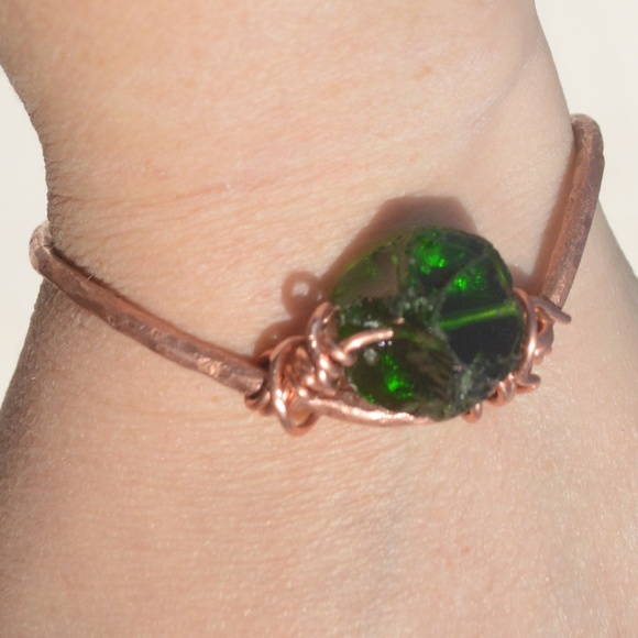Natural Green Sea Glass Pure Copper Cuff Bracelet Boho Handmade Rustic Gift - Picture 5 of 8